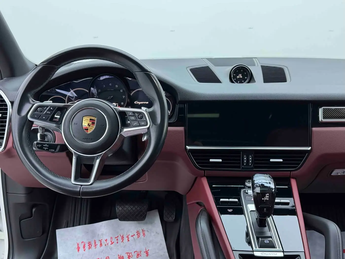 Porsche Cayenne 2019 — Фото 14/20