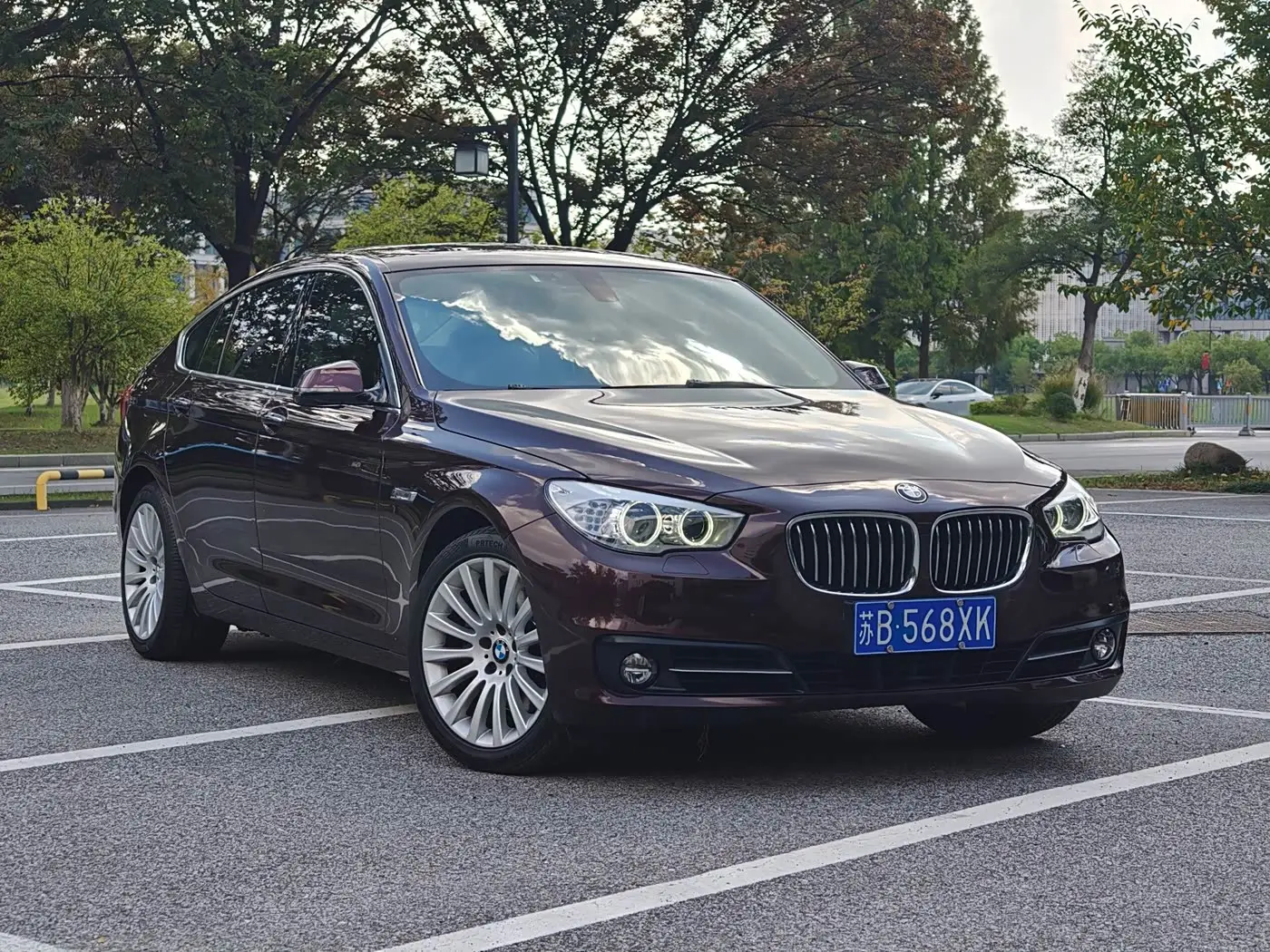 BMW 5 Series GT, 2016