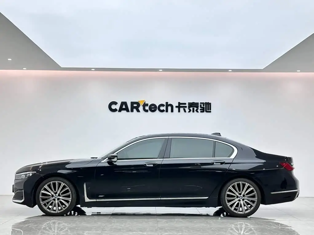 BMW 7 Series 2021 — Фото 2/20