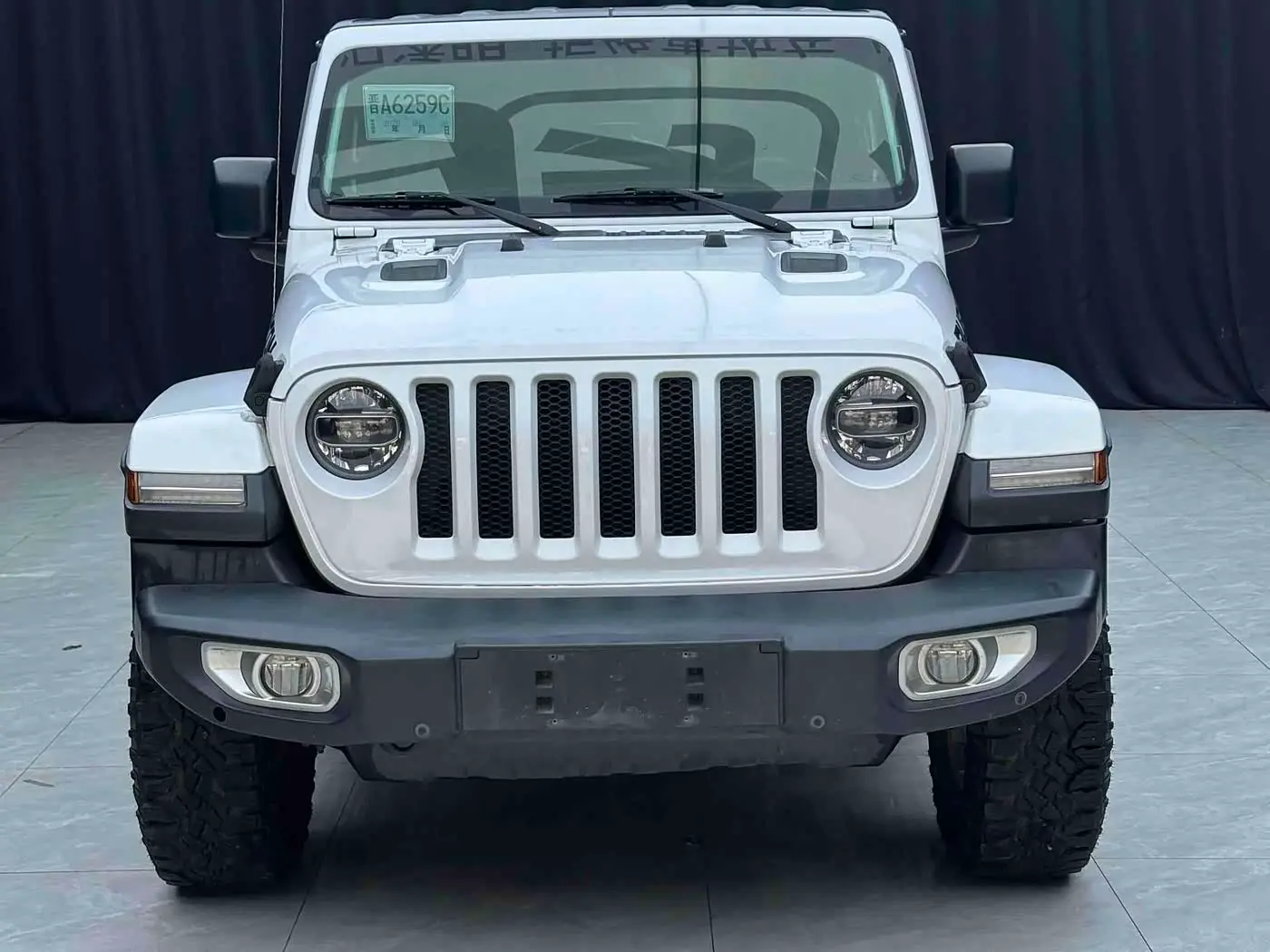 Jeep Wrangler 2020 — Photo 7/9