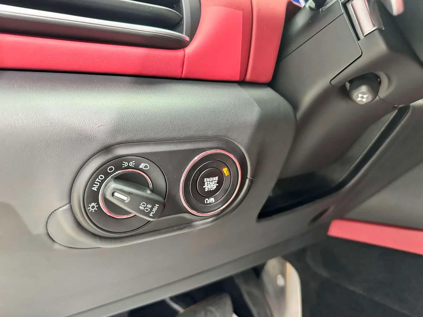 Maserati Levante 2018 — Фото 16/20