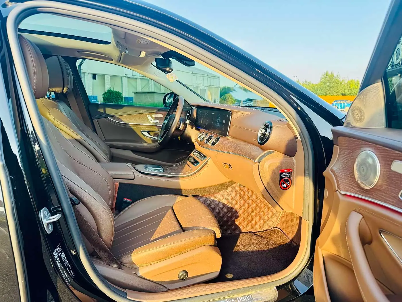 Mercedes-Benz E-Class 2022 — Şəkil 13/13