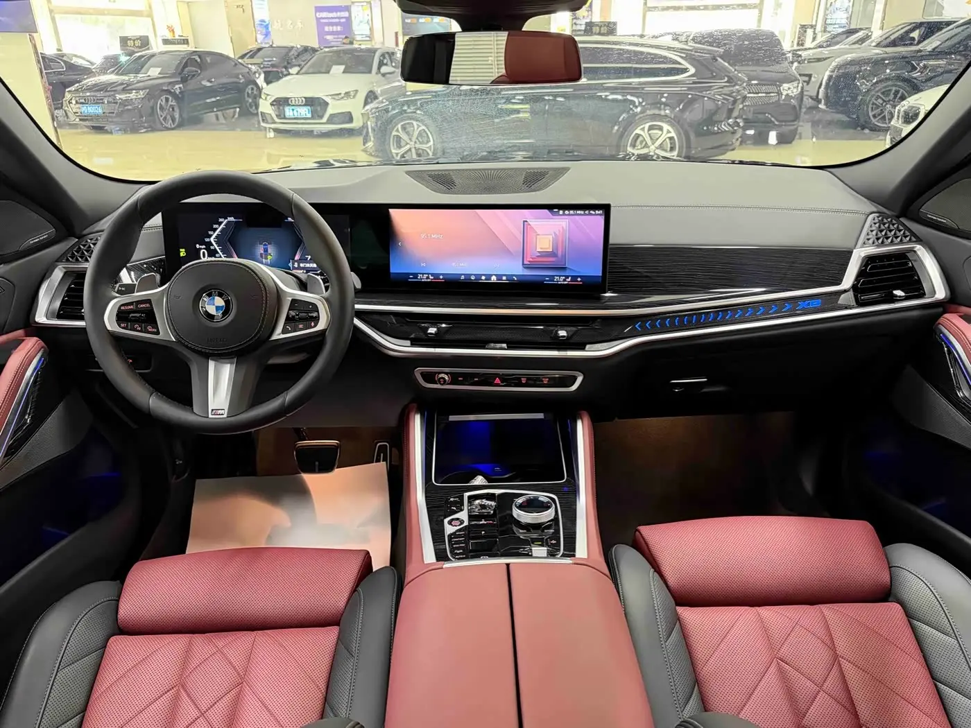 BMW X6 2024 — Photo 11/12