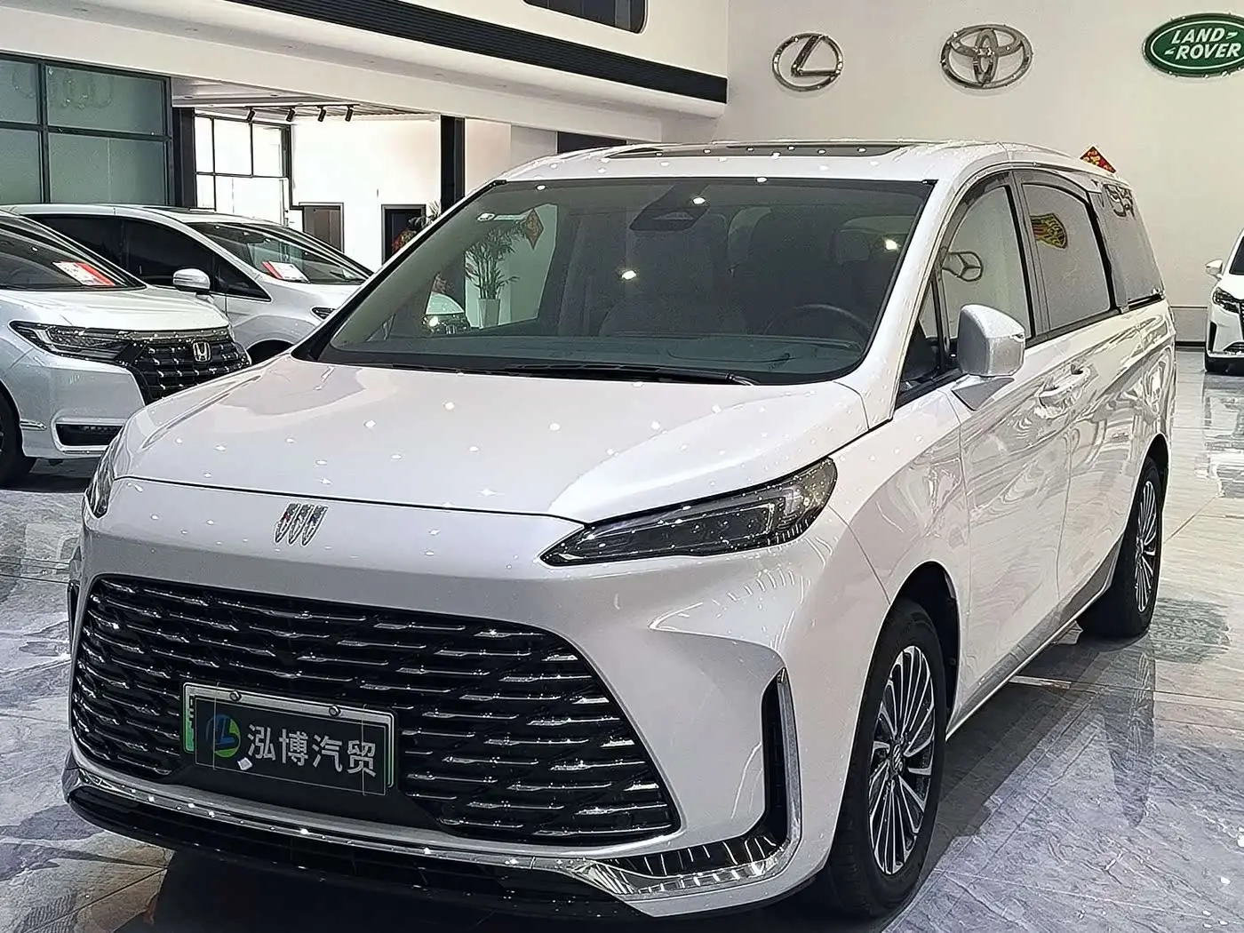 Buick GL8 New Energy 2025 — Şəkil 1/12