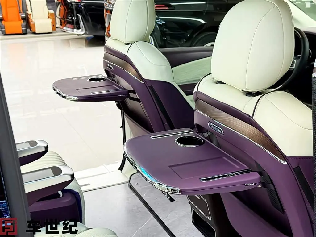 Toyota Sienna 2025 — Photo 4/11