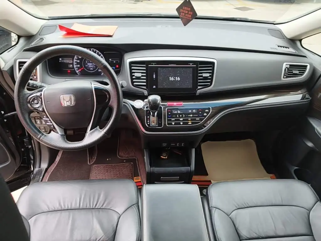 Honda Odyssey 2019 — Photo 10/20