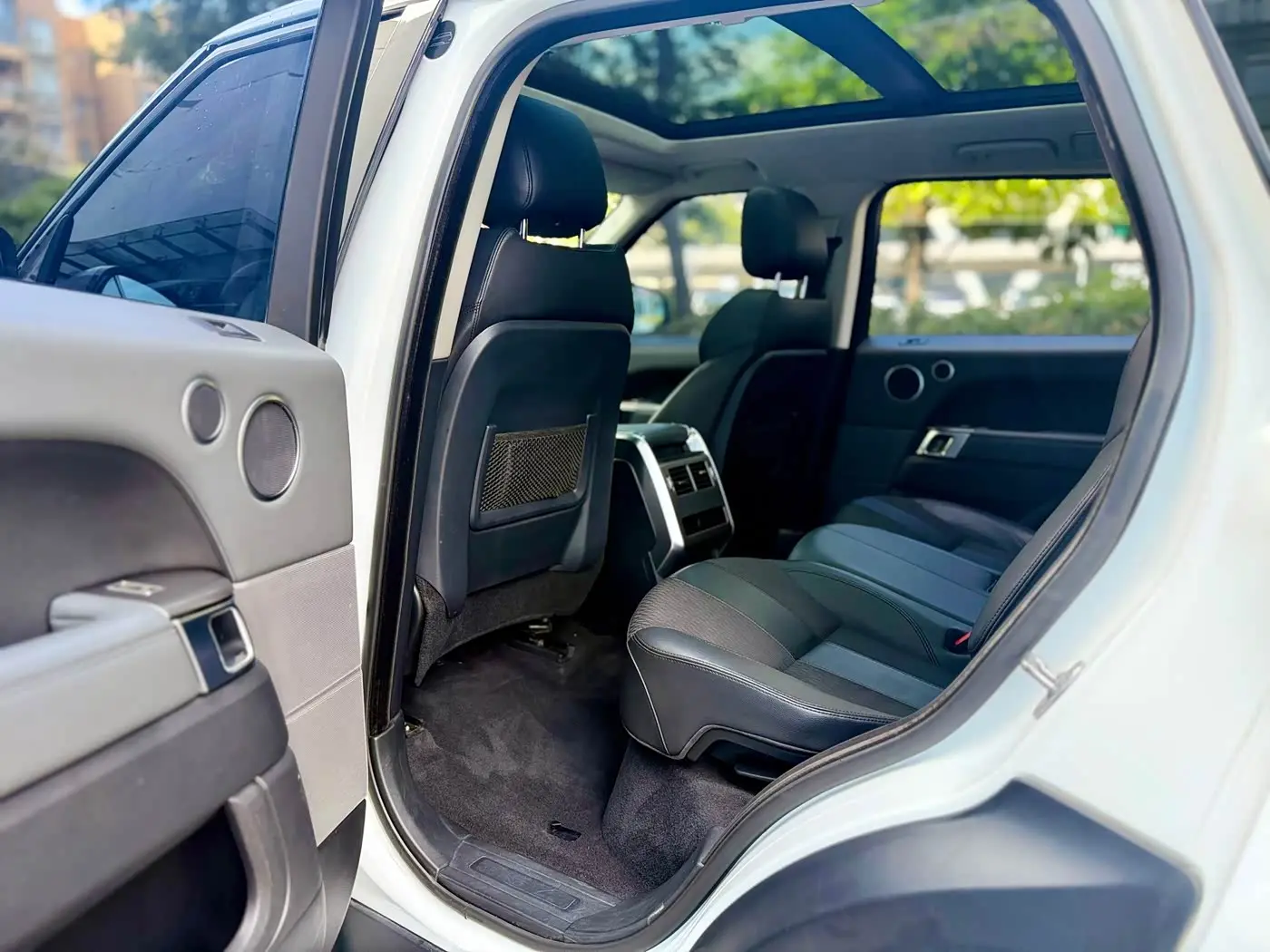 Land Rover Range Rover Sport 2015 — Photo 6/9