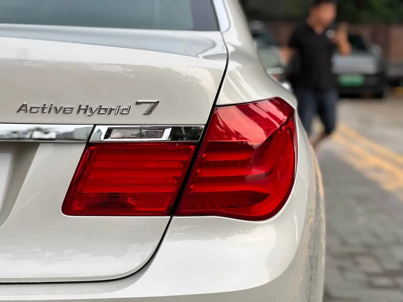 BMW 7 Series 2013 — Photo 14/20