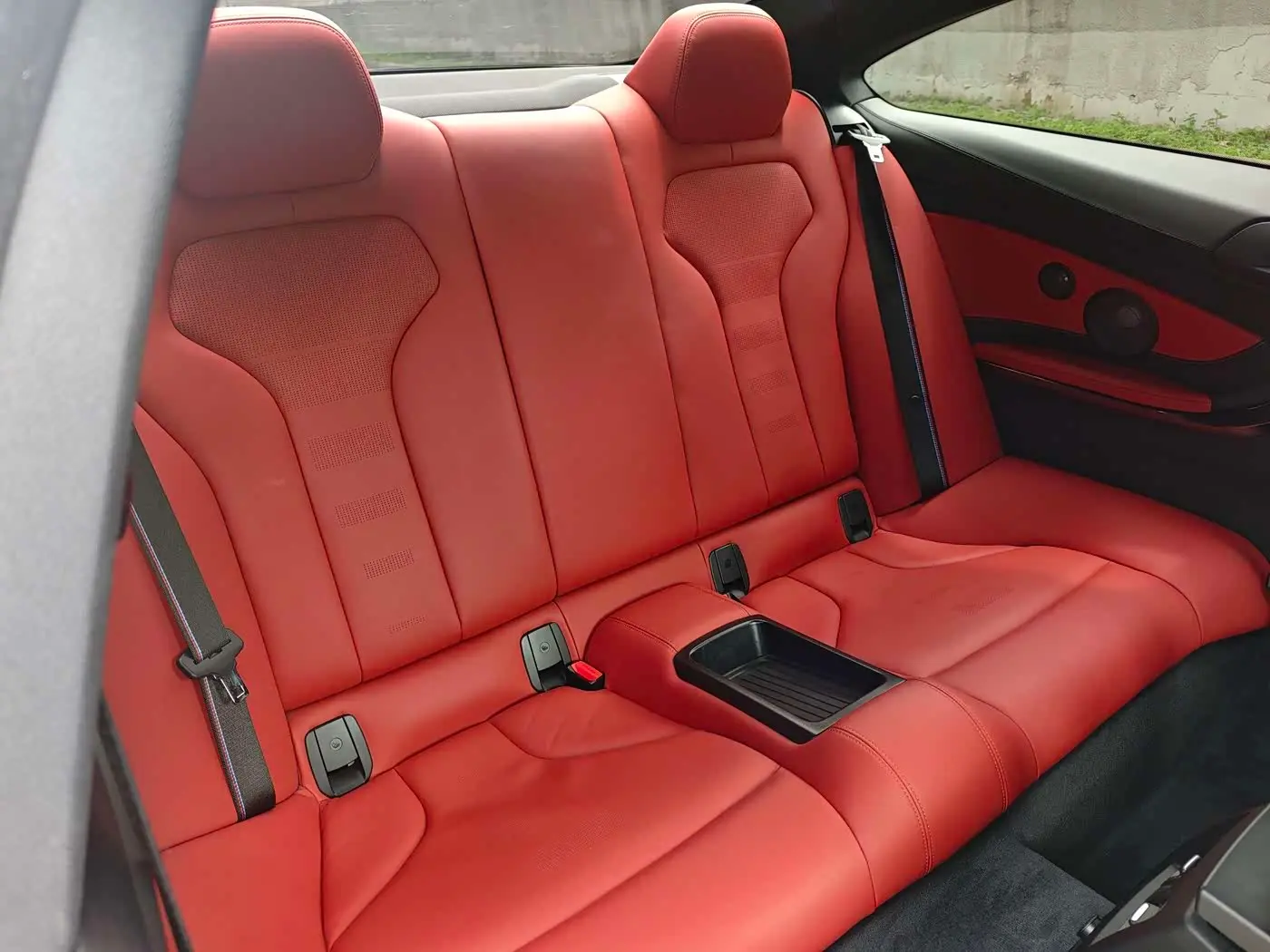 BMW M4 2020 — Photo 8/20