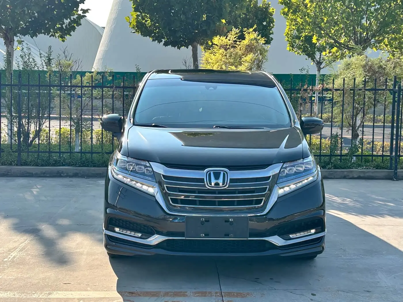 Honda Elysion 2020 — Photo 2/15