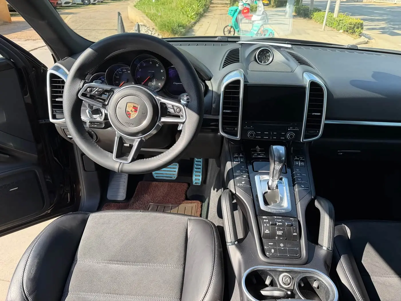 Porsche Cayenne 2017 — Şəkil 7/12