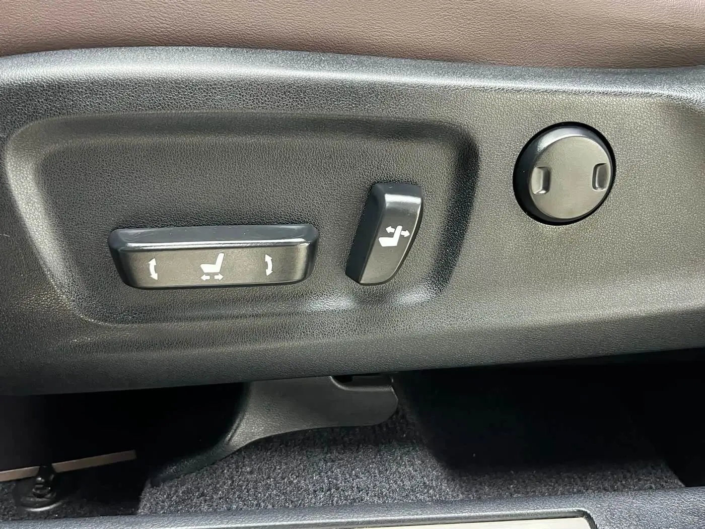 Lexus RX 2020 — Şəkil 20/20