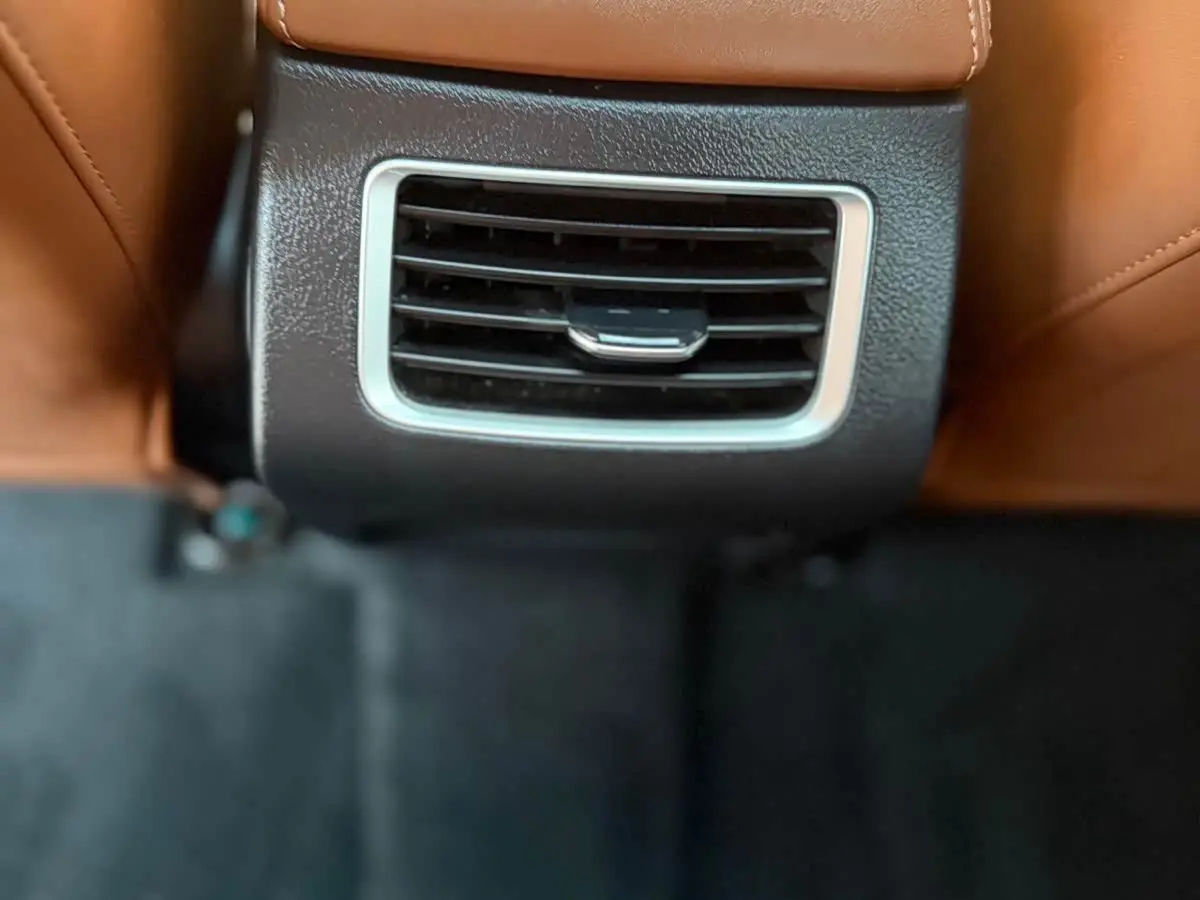 Geely Emgrand X6 2022 — Фото 16/20