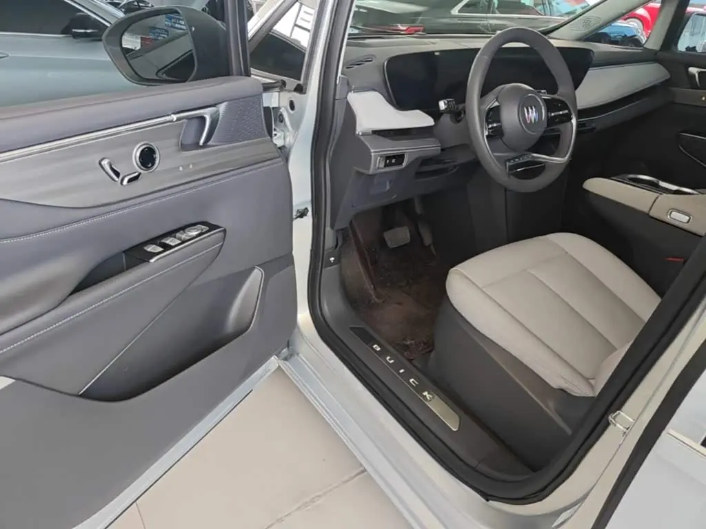 Buick GL8 2024 — ფოტო 16/20