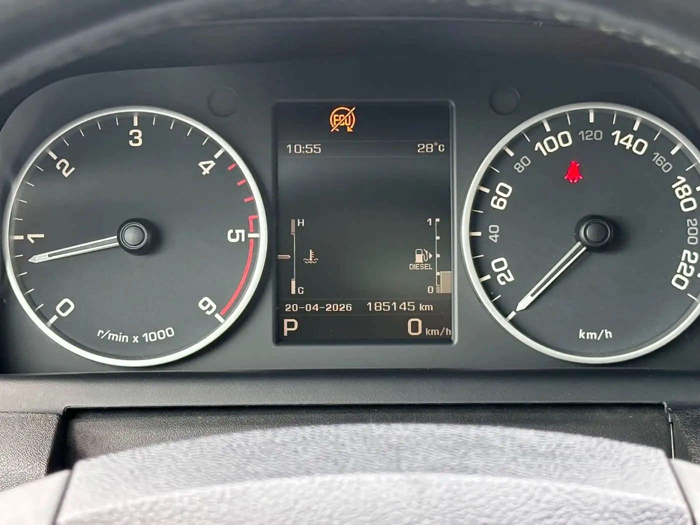 Land Rover Discovery 2015 — Photo 20/20