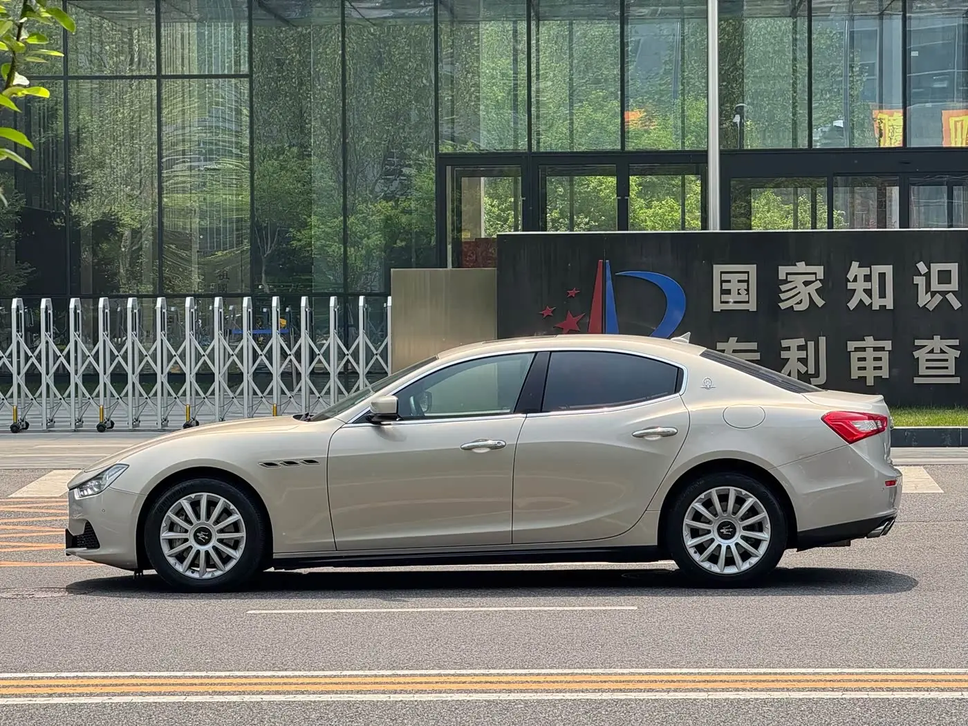 Maserati Ghibli 2016 — Photo 3/20