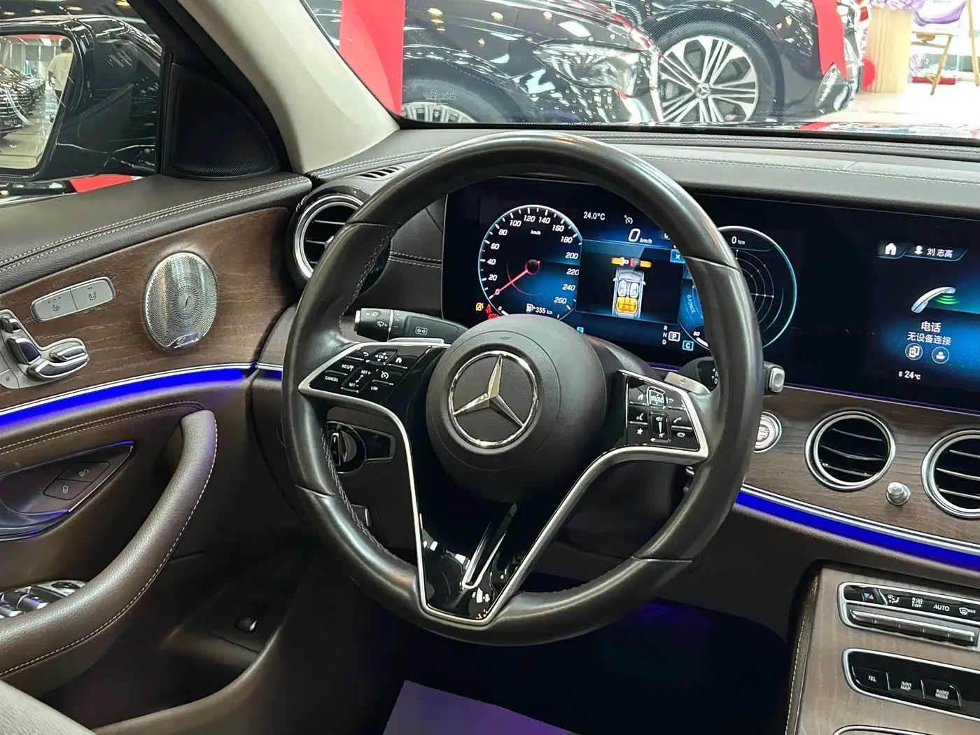 Mercedes-Benz E-Class 2026 — Фото 15/20