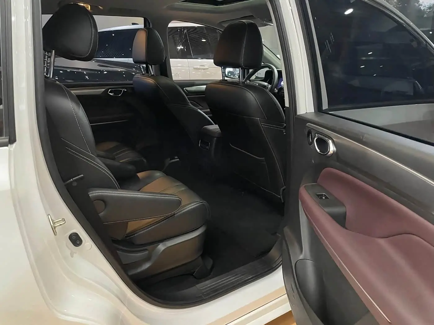 GAC Trumpchi Trumpchi M6 2022 — Фото 7/13