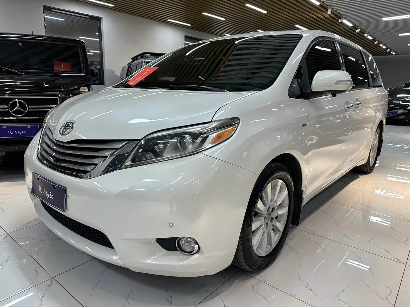 Toyota Sienna 2017 — Photo 3/18