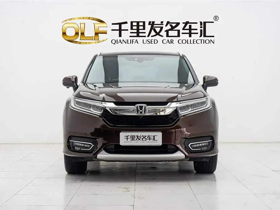 Honda Avancier 2018 — Фото 1/20