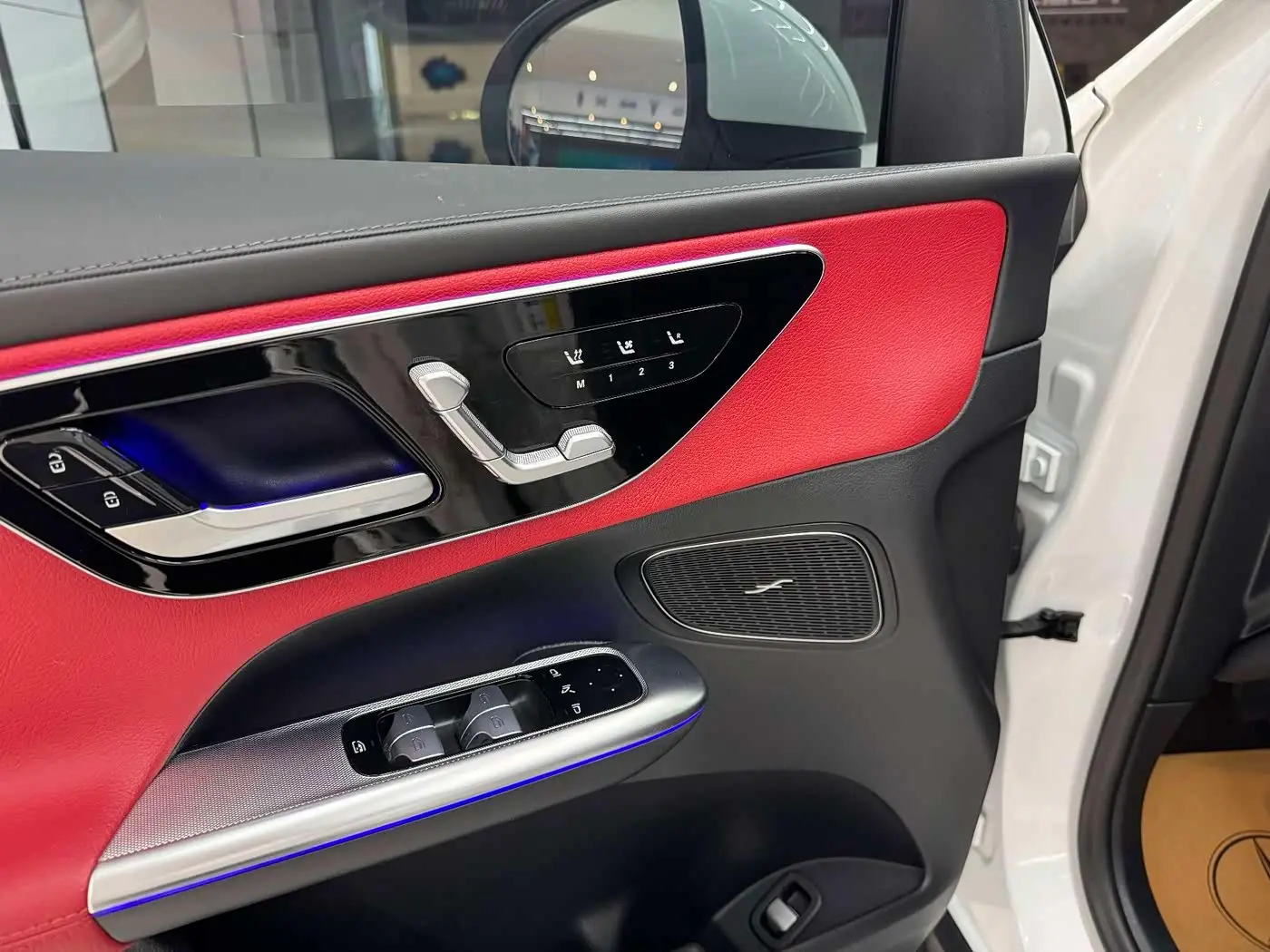 Mercedes-Benz GLC 2023 — Şəkil 13/15