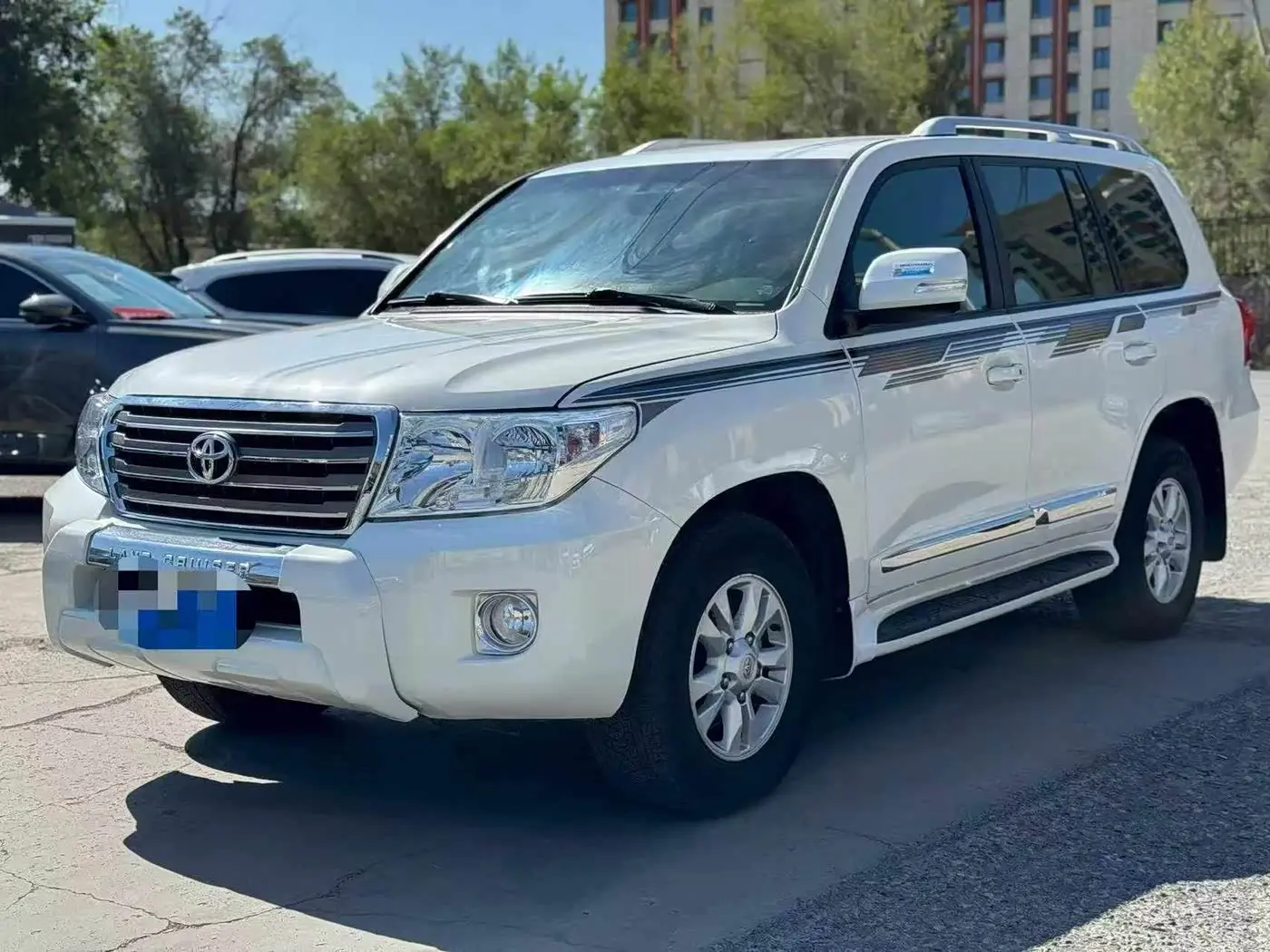 Toyota Land Cruiser 2015 — Photo 1/15