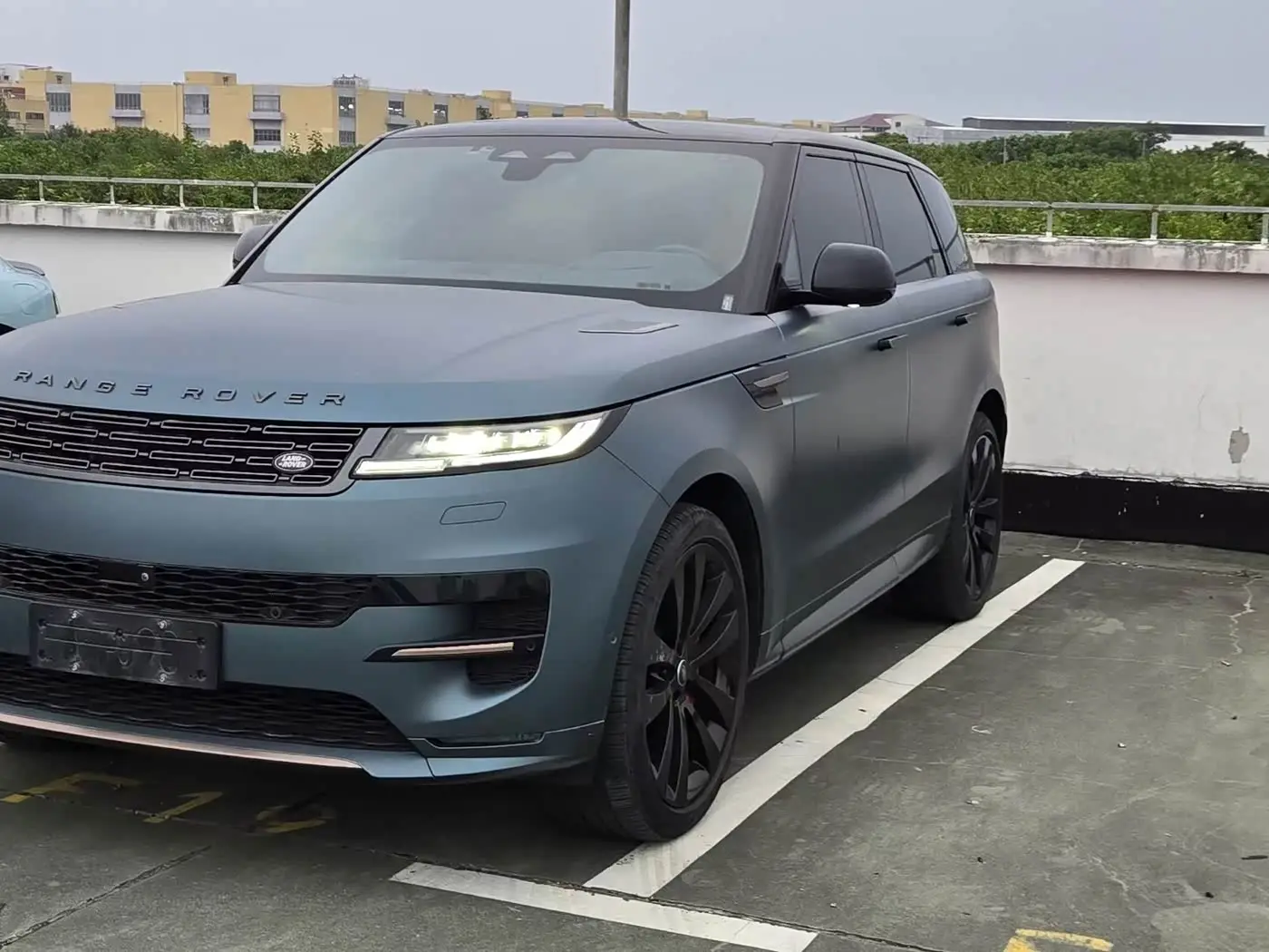 Land Rover Range Rover Sport 2023 — Şəkil 1/11