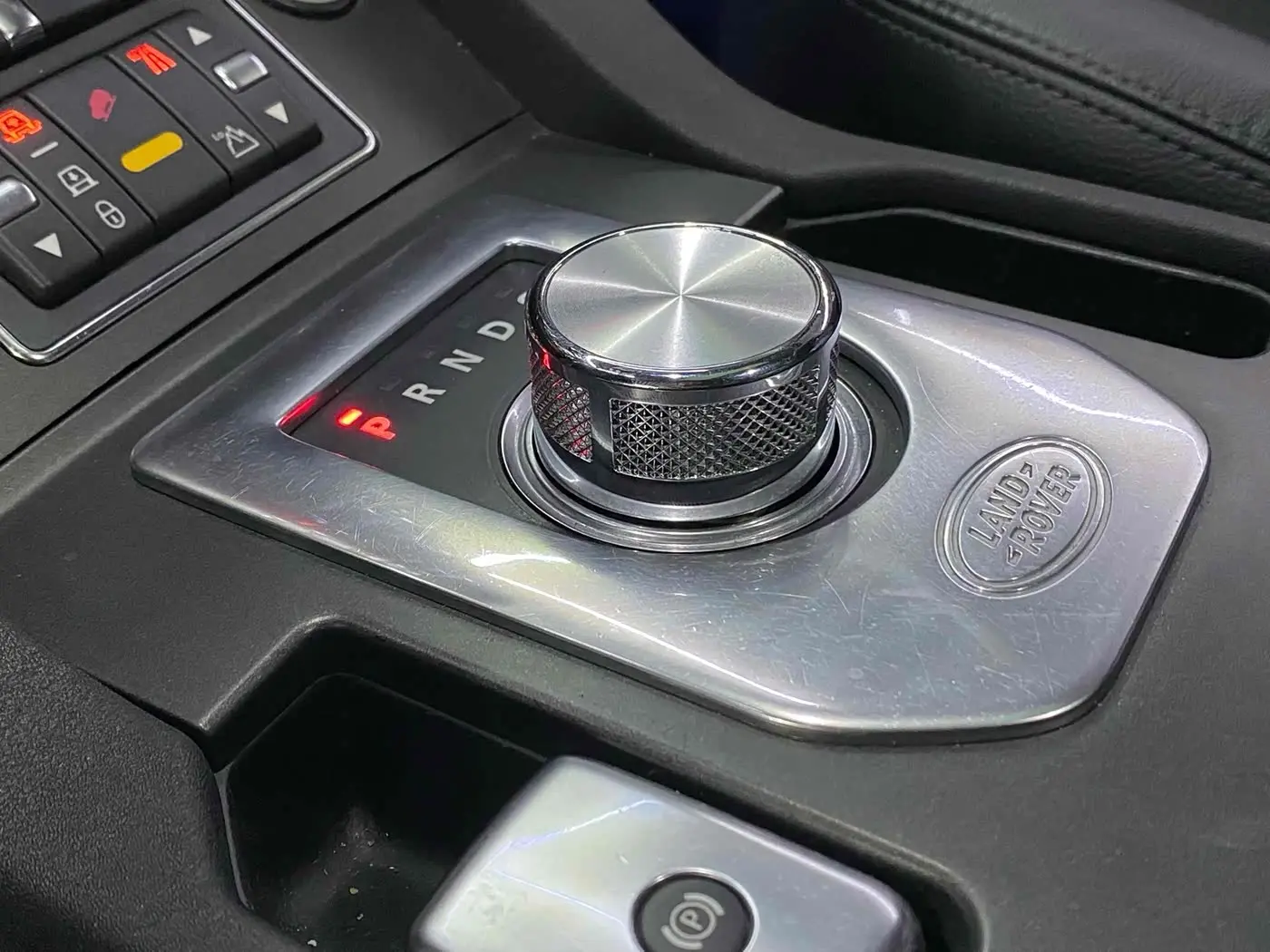 Land Rover Discovery 2013 — Фото 14/20