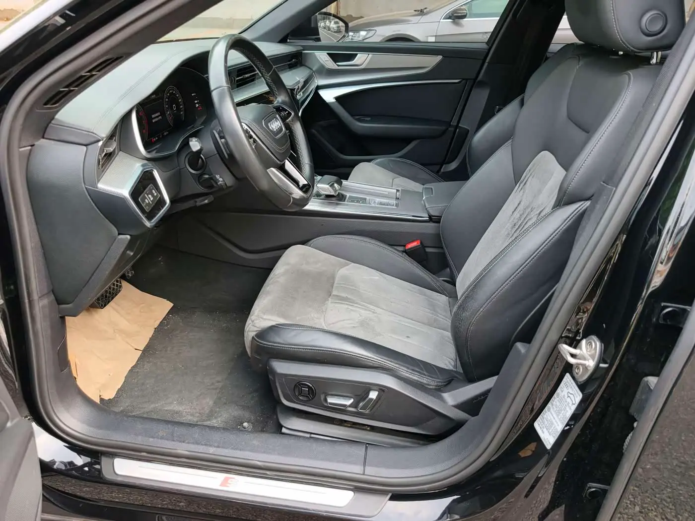 Audi A6L 2024 — ფოტო 7/13
