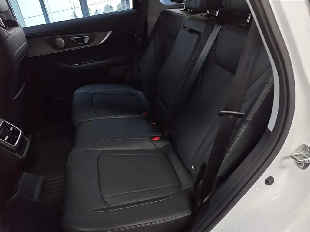 Chery Tiggo 8 PLUS 2024 — Фото 17/20