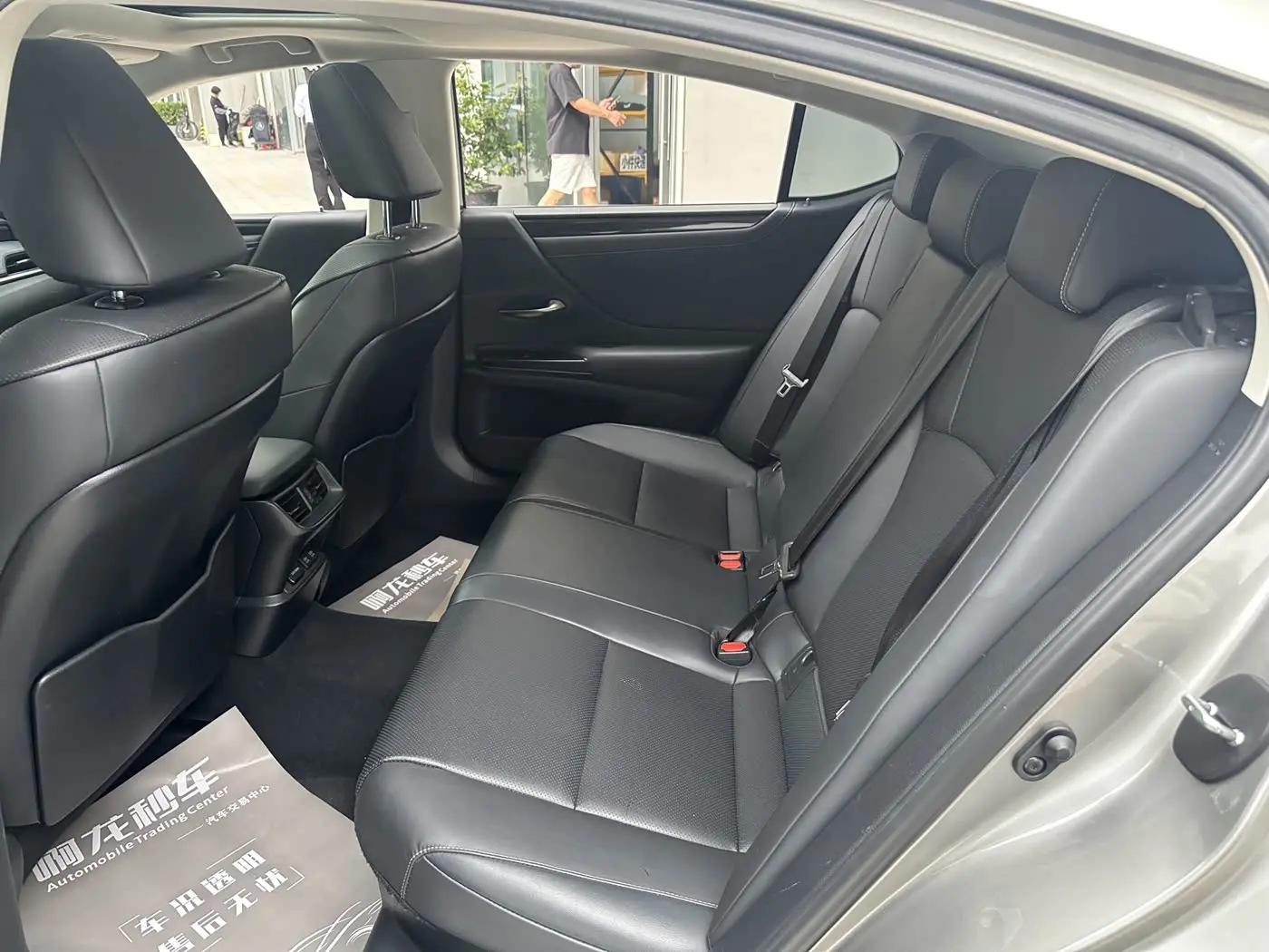 Lexus ES 2020 — Şəkil 12/20
