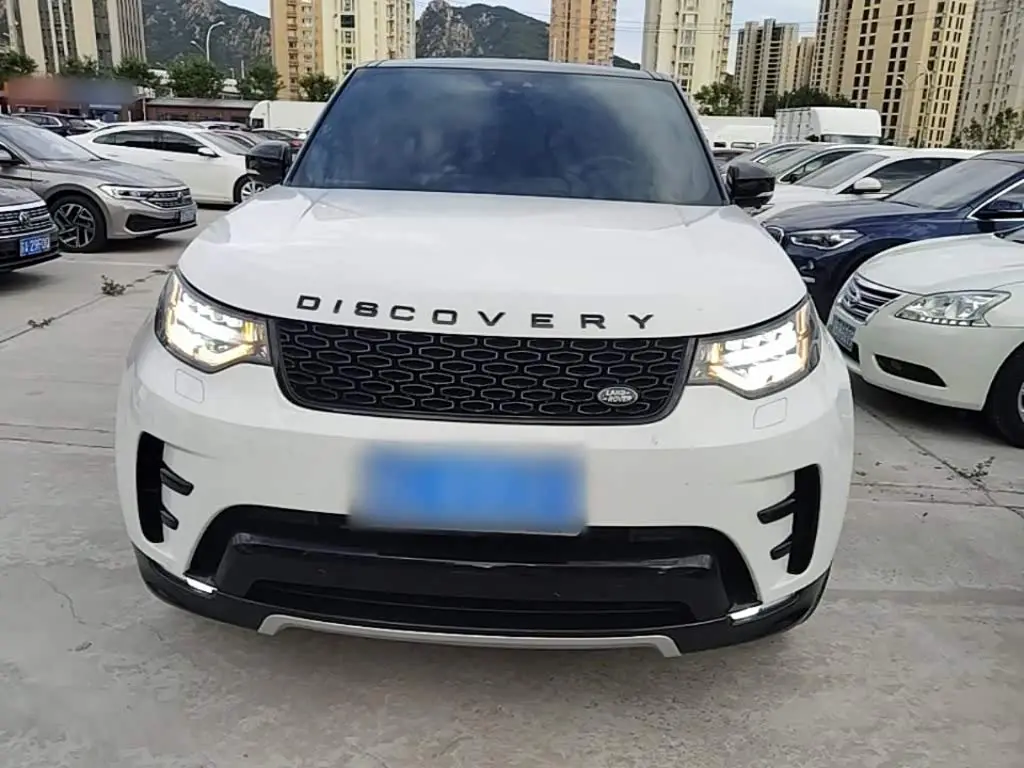 Land Rover Discovery 2021 — Фото 3/20