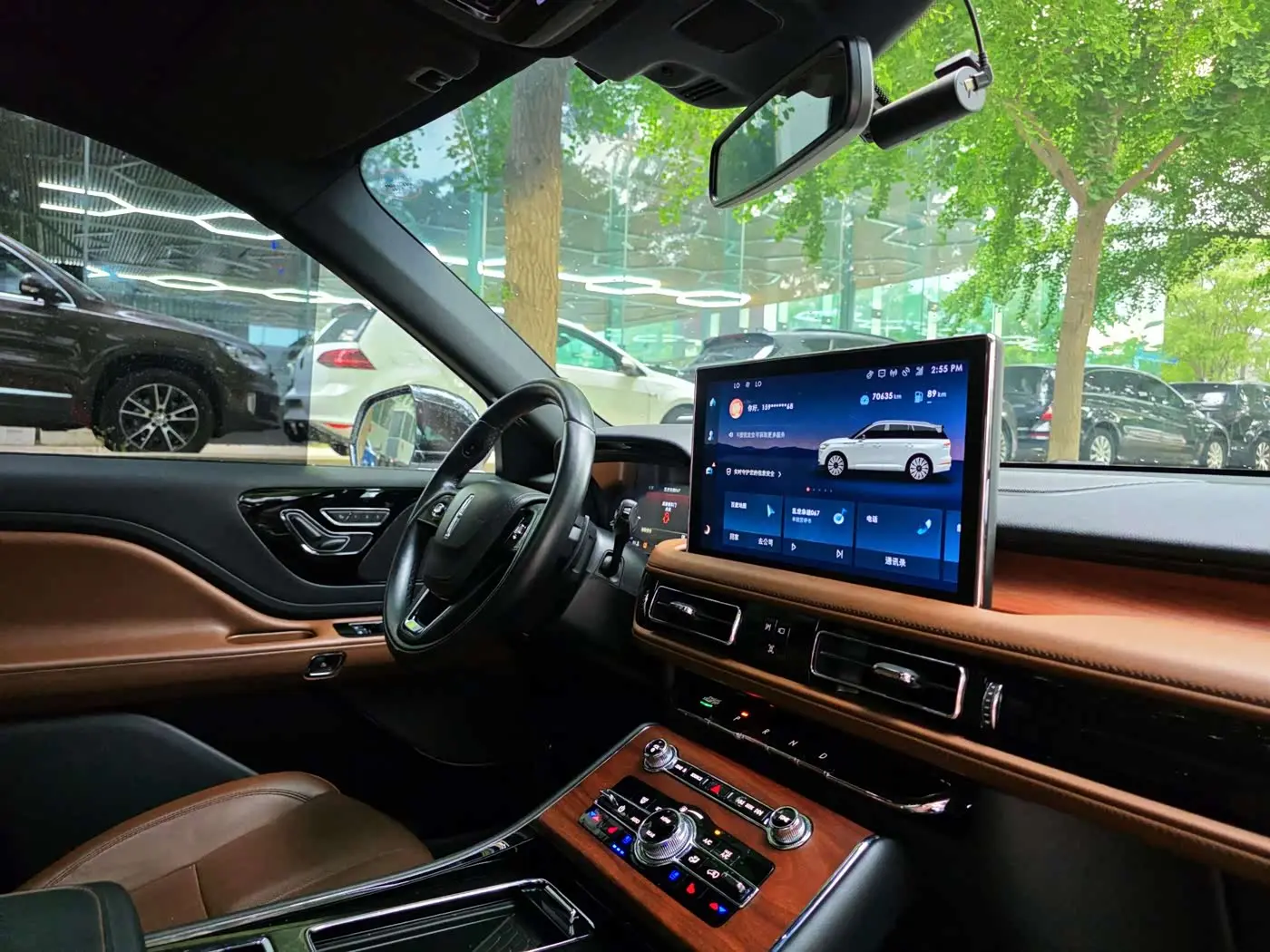 Lincoln Aviator 2023 — Photo 19/20