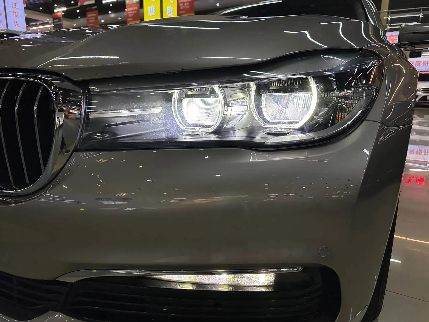 BMW 7 Series 2017 — Şəkil 17/19