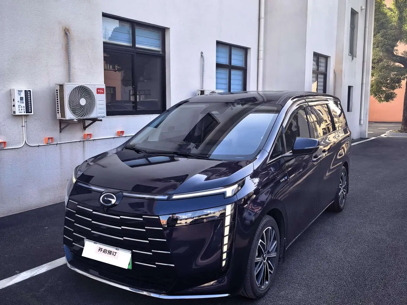 GAC Trumpchi Trumpchi E8 NEV 2024 — Şəkil 2/10