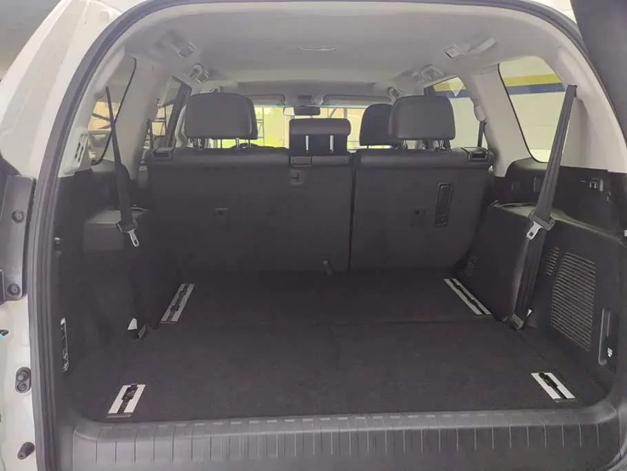 Toyota Prado 2019 — Photo 4/16