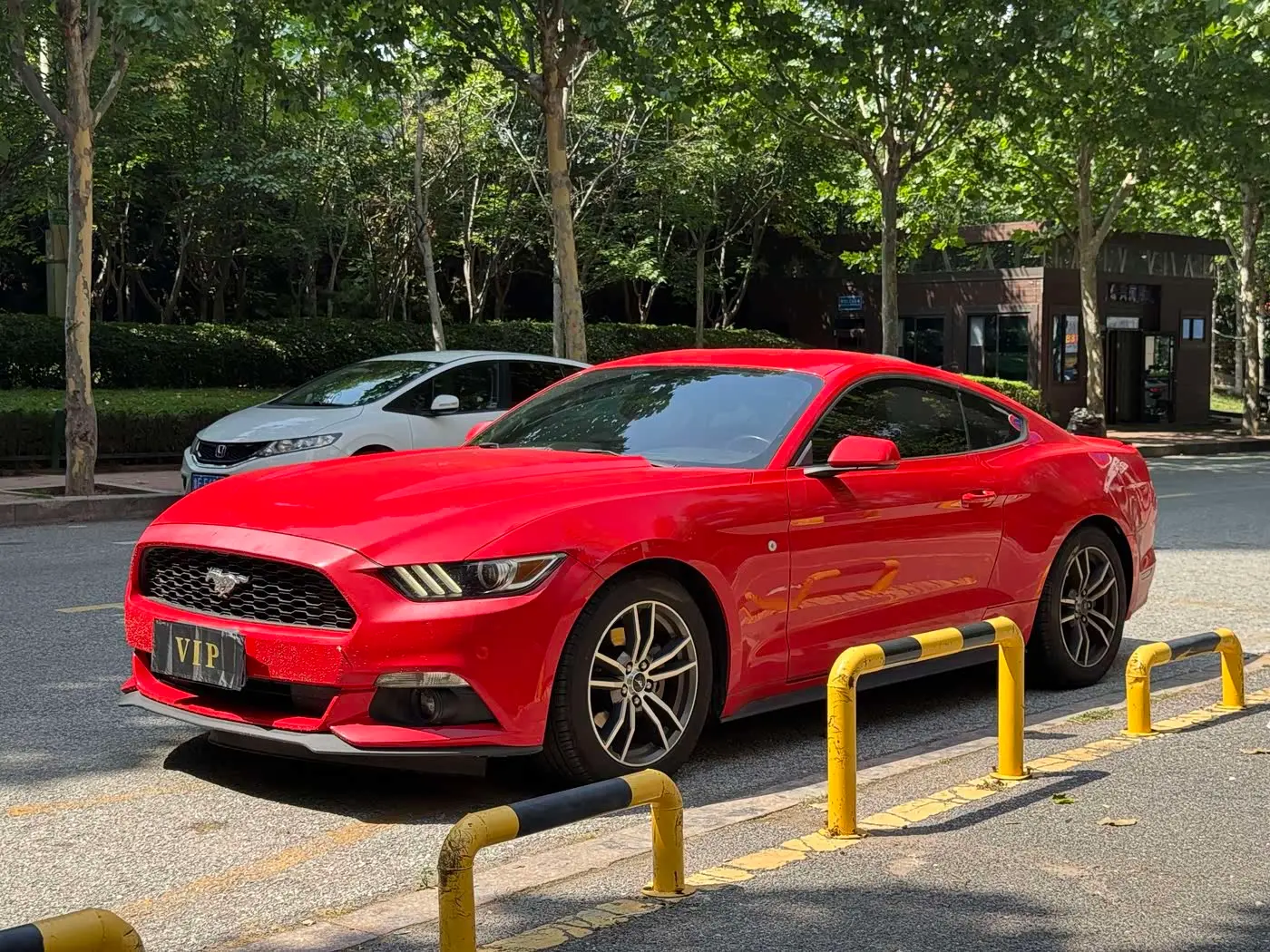 Ford Mustang 2017 — Photo 10/18