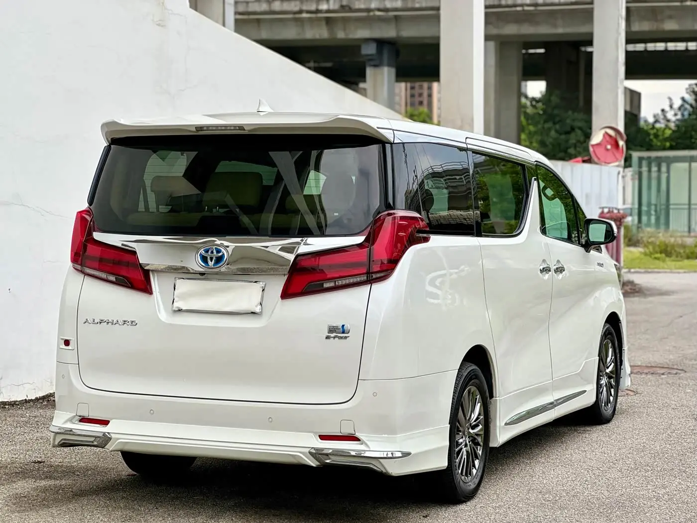 Toyota Alphard 2020 — Фото 14/15