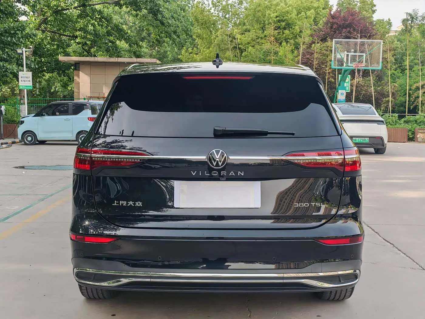 Volkswagen Viloran 2025 — Şəkil 19/20