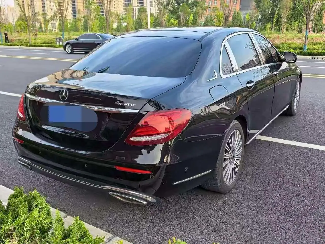 Mercedes-Benz E-Class 2019 — Photo 3/8