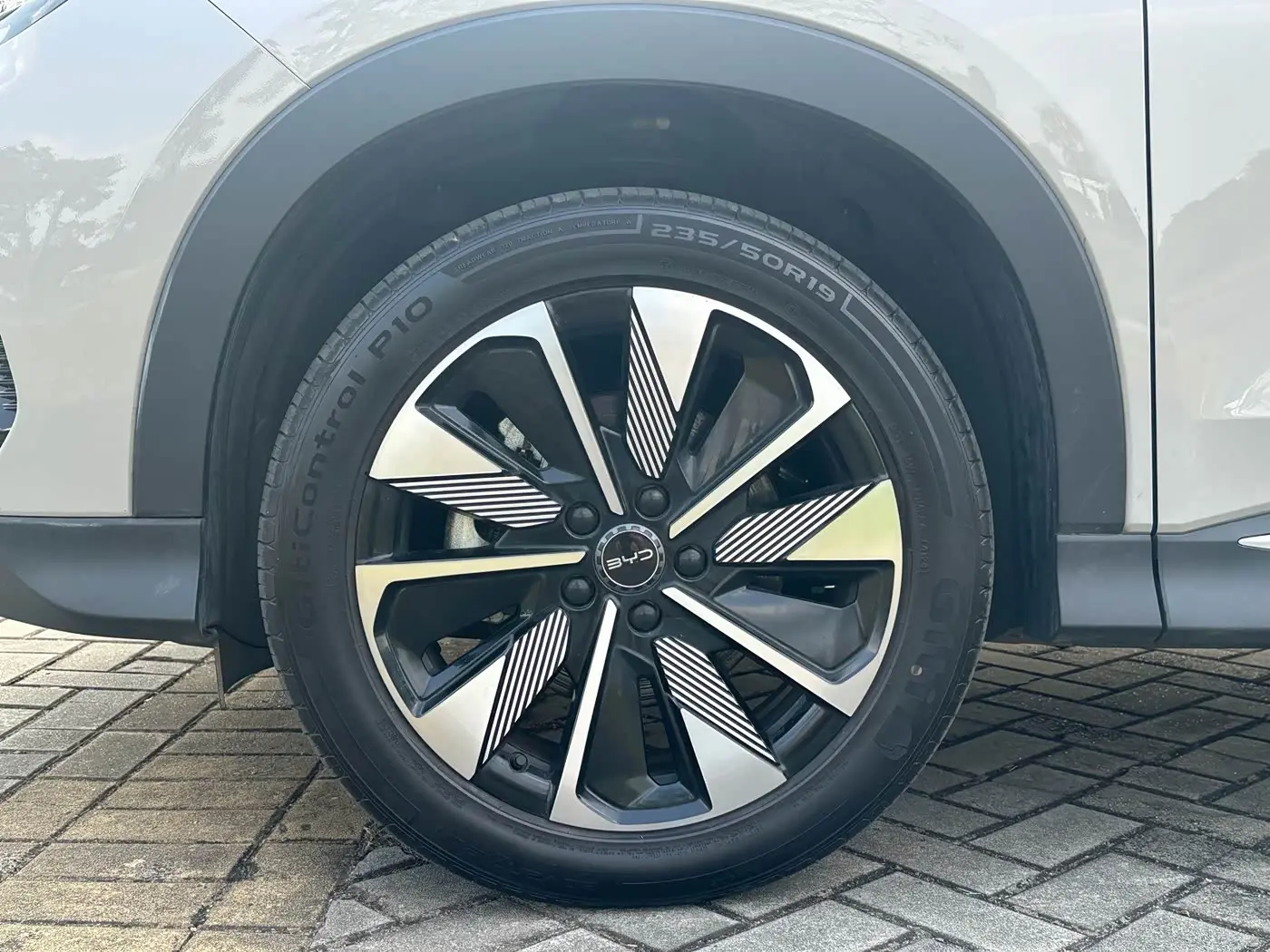 BYD Song PLUS PHEV 2024 — Фото 20/20