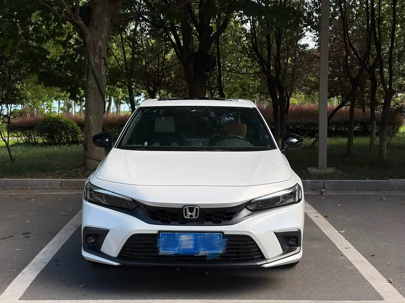 Honda Civic 2023 — Фото 2/13