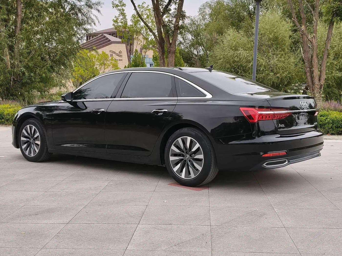 Audi A6L 2020 — Şəkil 9/11