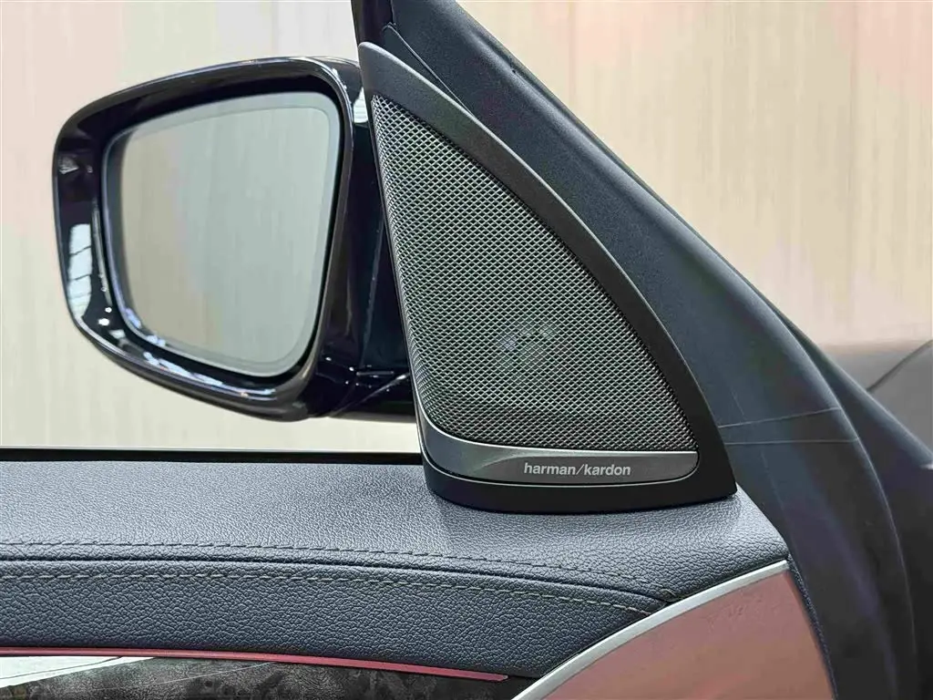 BMW 6 Series GT 2024 — Photo 13/20