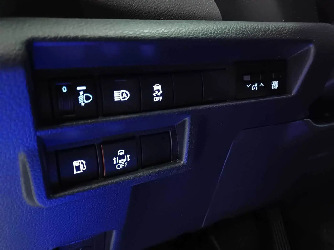 Toyota Sienna 2023 — Фото 10/20