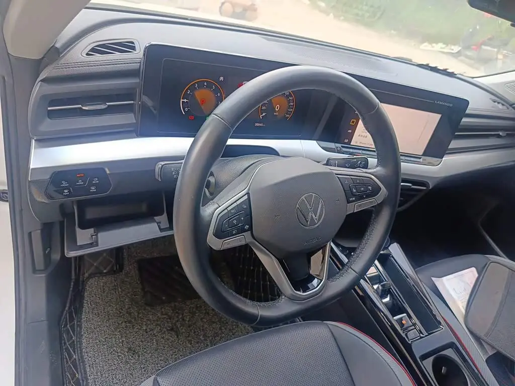 Volkswagen Lamando 2023 — Photo 3/20