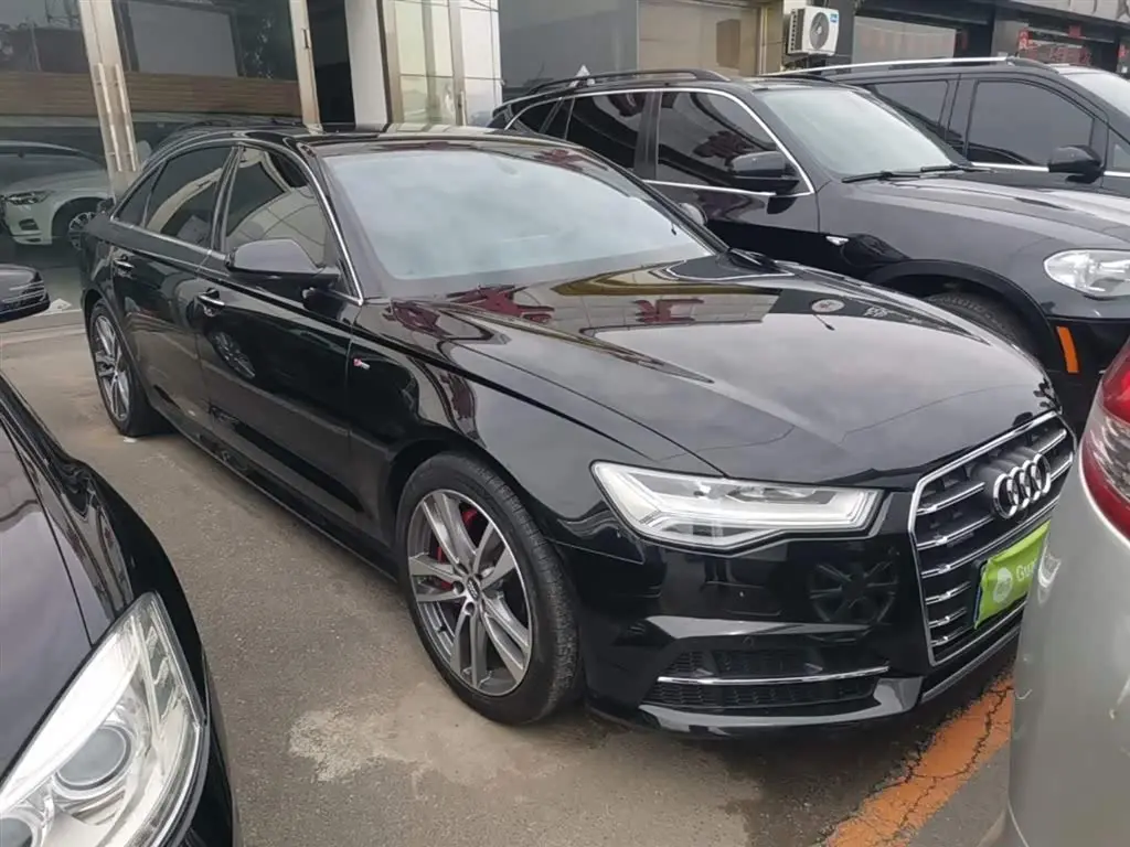 Audi A6L 2018 — Фото 4/20