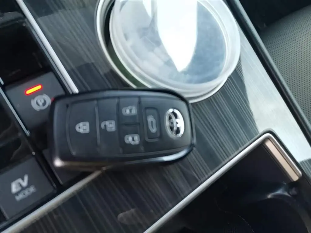 Toyota Sienna 2024 — Photo 9/20