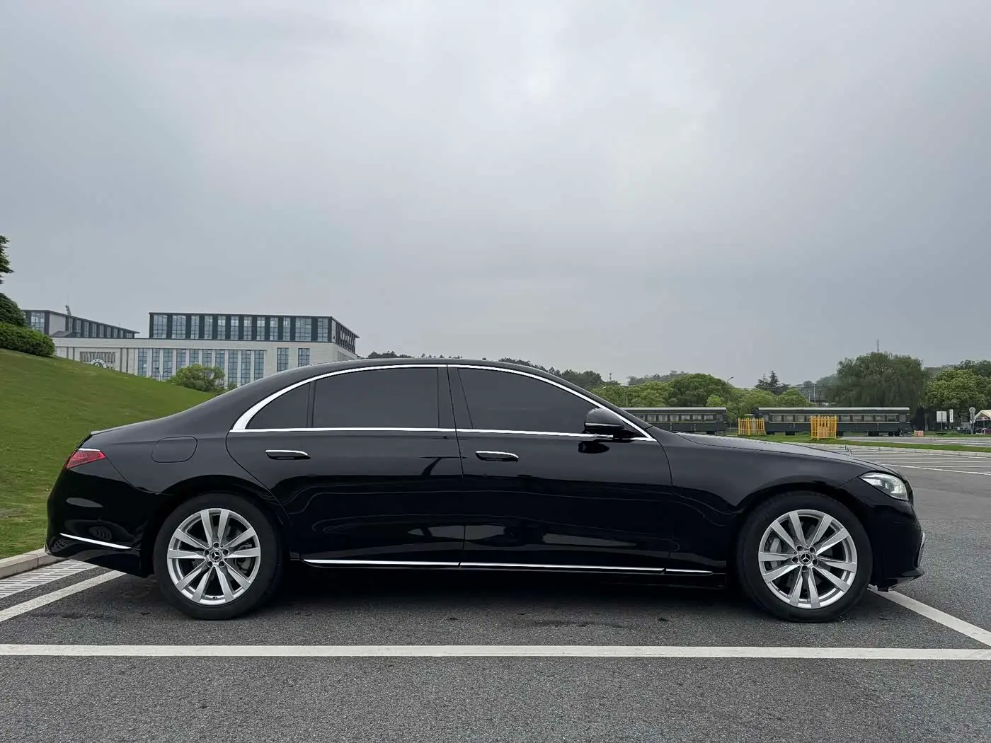 Mercedes-Benz S-Class 2022 — Фото 4/12