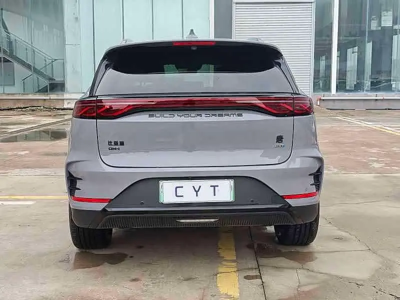 BYD Tang New Energy 2025 — Фото 8/9